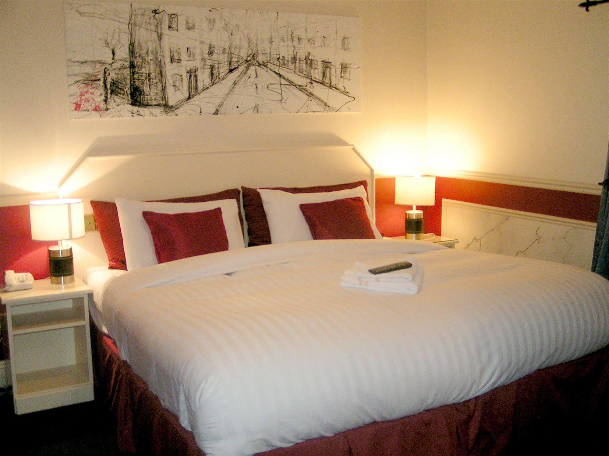 The Old Quarter Townhouse Hotell Limerick Junction Eksteriør bilde