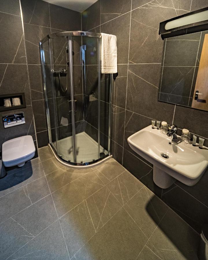 The Old Quarter Townhouse Hotell Limerick Junction Eksteriør bilde